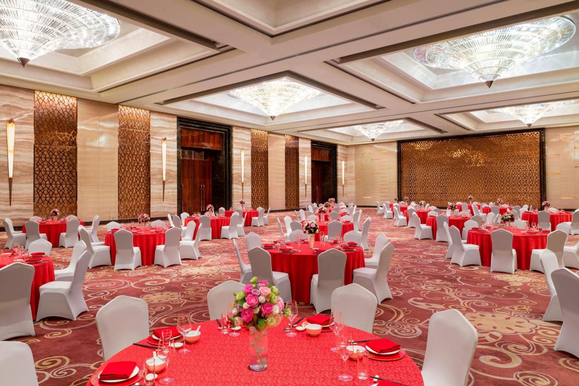 Sheraton Changchun Jingyuetan Hotel Kültér fotó