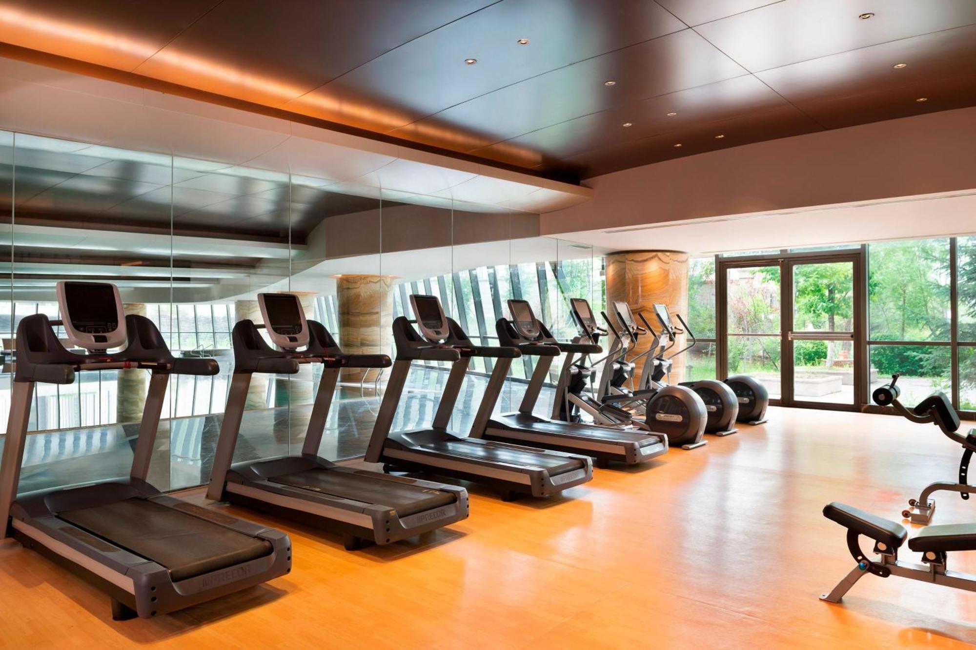 Sheraton Changchun Jingyuetan Hotel Kültér fotó