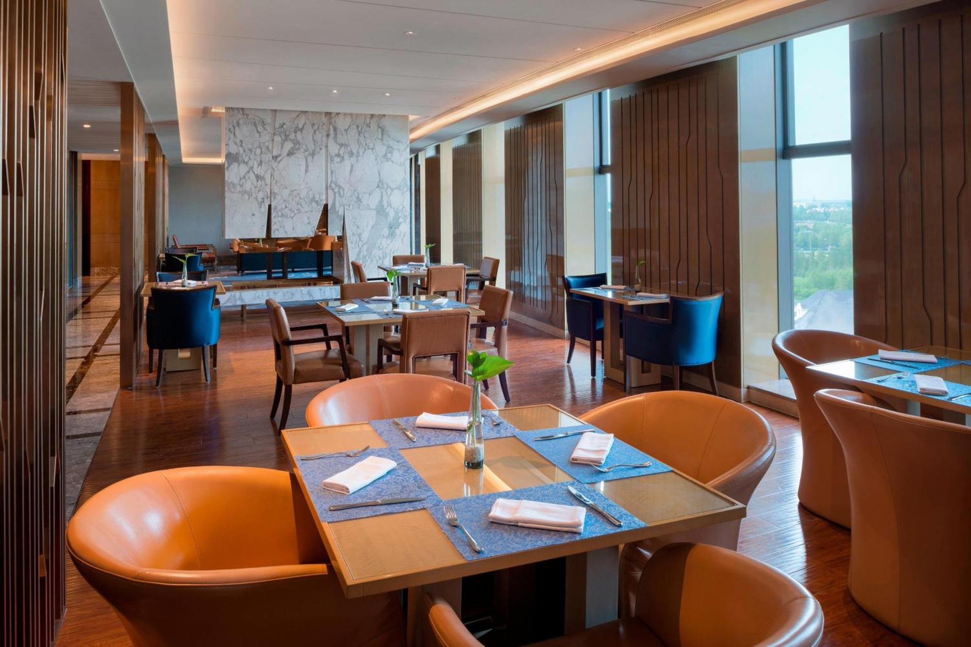Sheraton Changchun Jingyuetan Hotel Kültér fotó