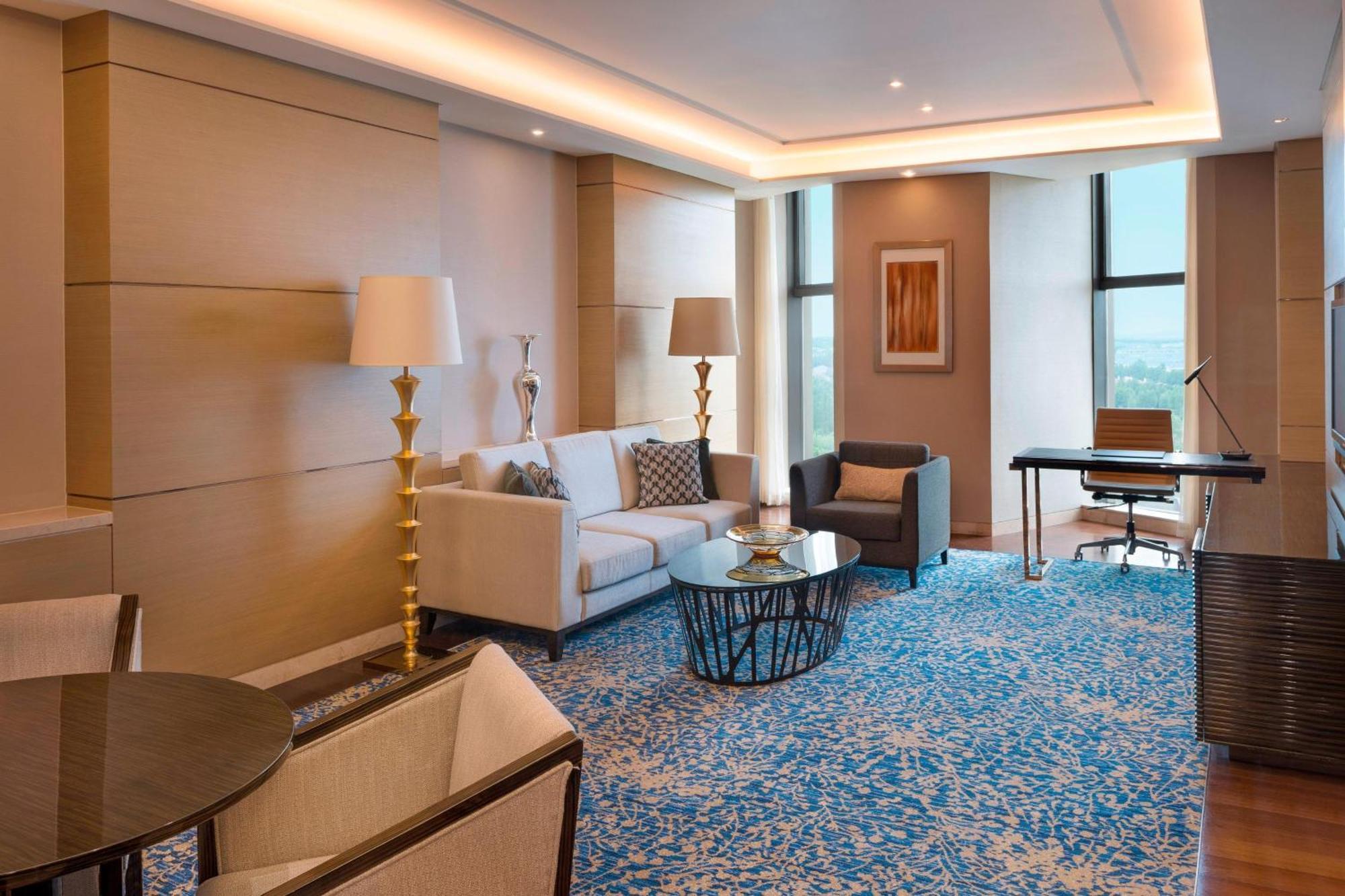 Sheraton Changchun Jingyuetan Hotel Kültér fotó