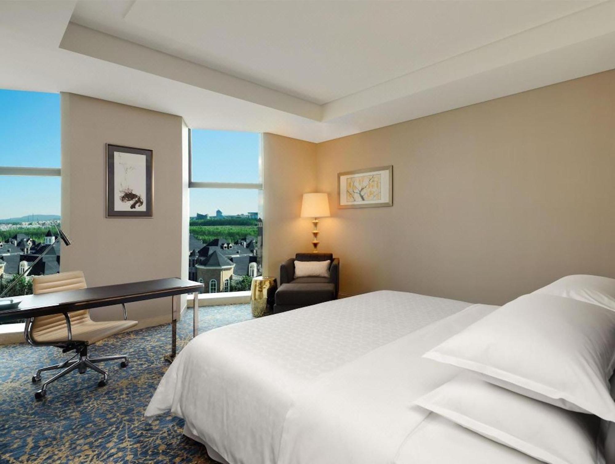 Sheraton Changchun Jingyuetan Hotel Kültér fotó