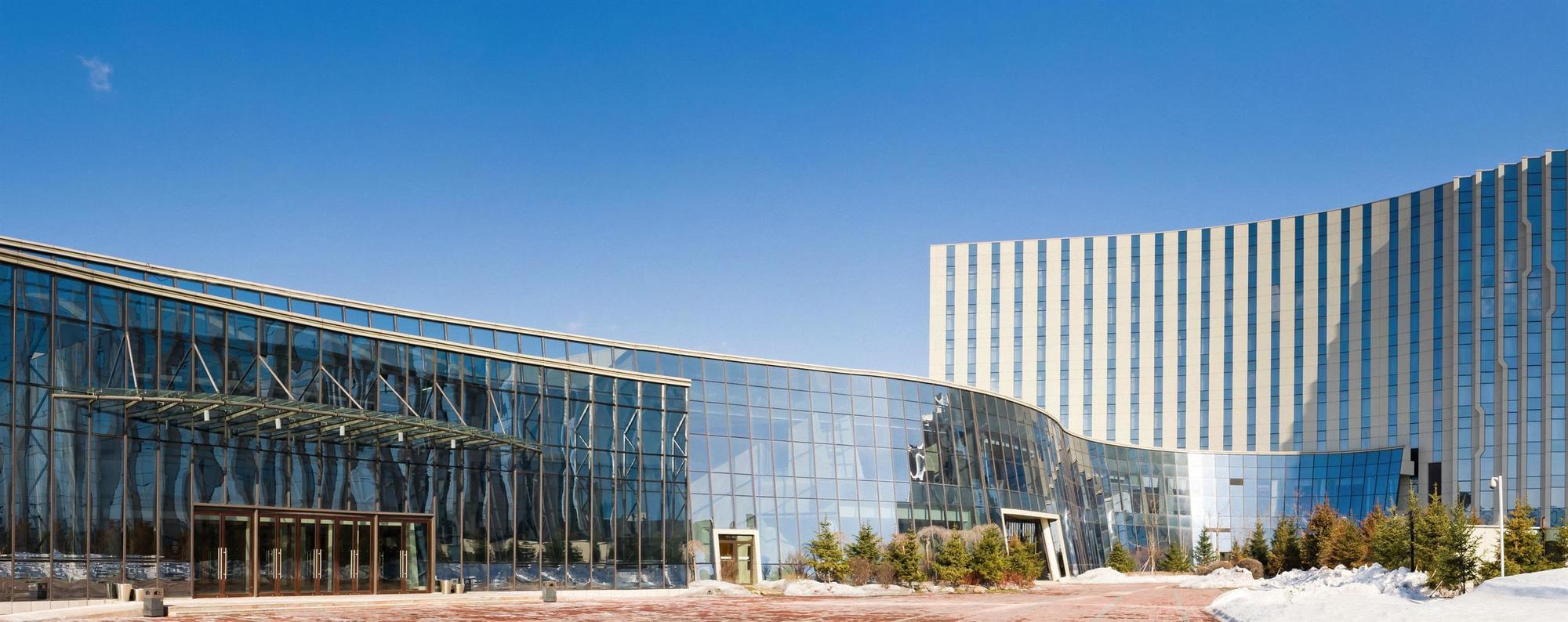 Sheraton Changchun Jingyuetan Hotel Kültér fotó