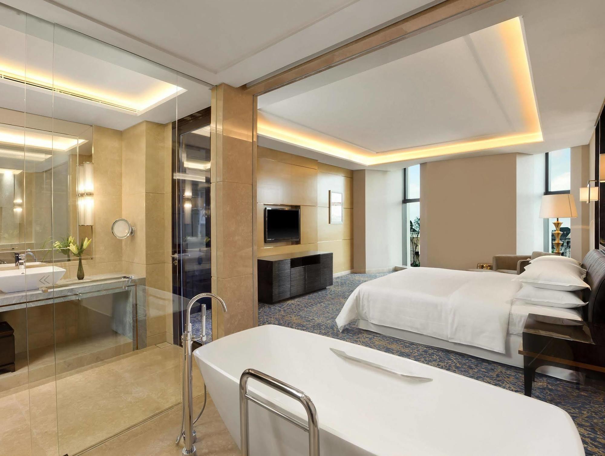Sheraton Changchun Jingyuetan Hotel Kültér fotó