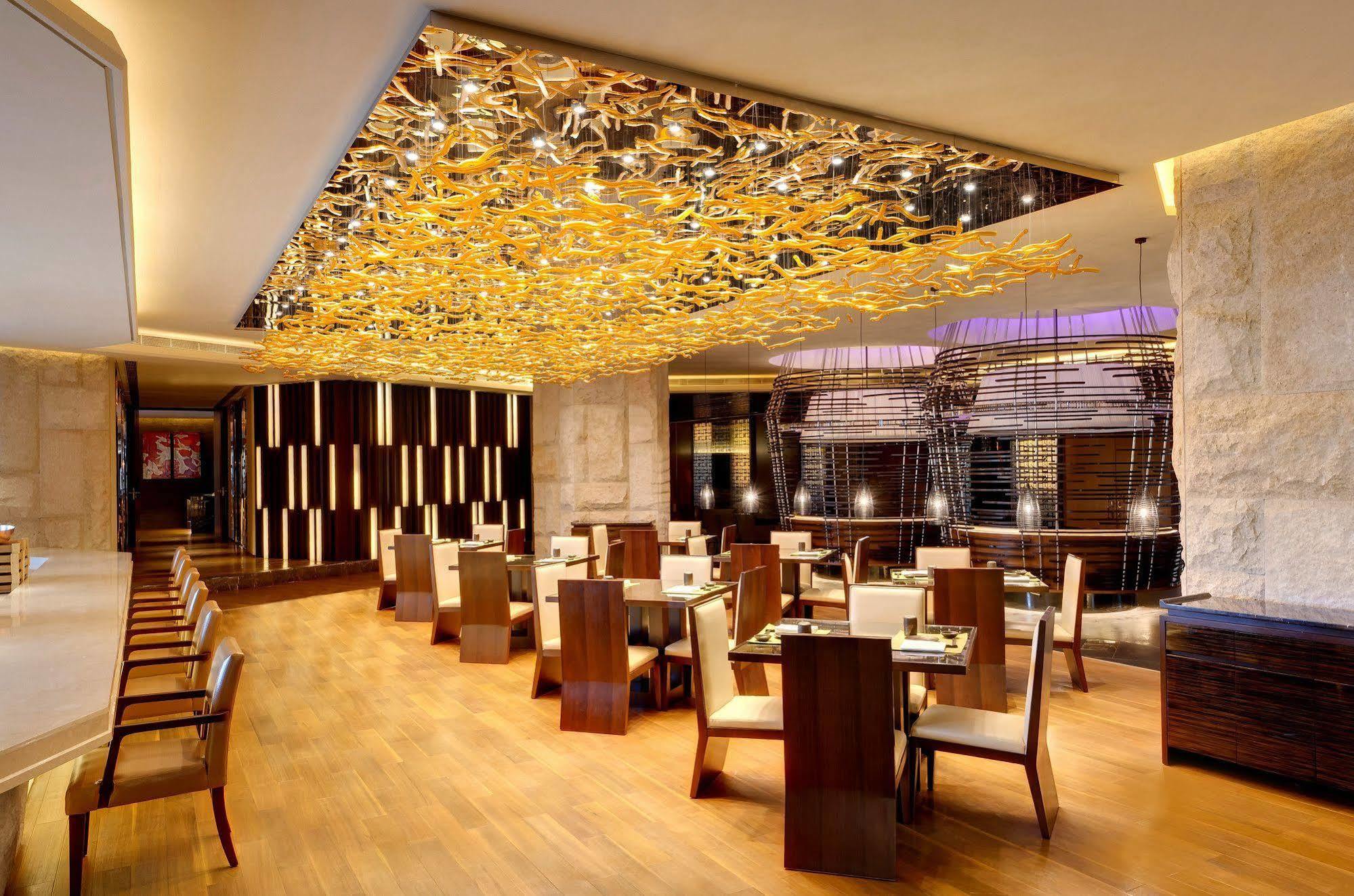 Sheraton Changchun Jingyuetan Hotel Kültér fotó