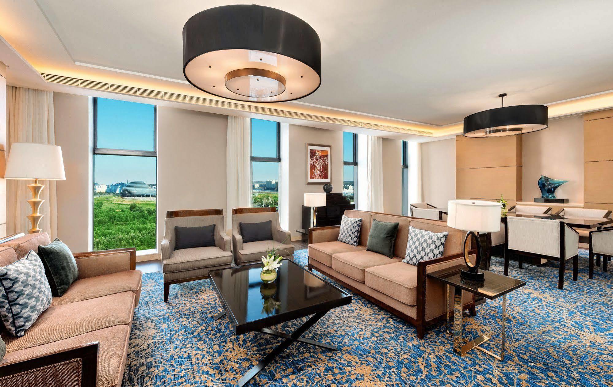 Sheraton Changchun Jingyuetan Hotel Kültér fotó